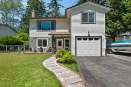 63777 Beech Avenue, Hope, BC