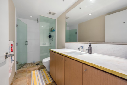 Guest Bathroom Photo of 812 522 W 8th Avenue, Vancouver, BC