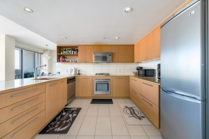 Kitchen Photo of 812 522 W 8th Avenue, Vancouver, BC