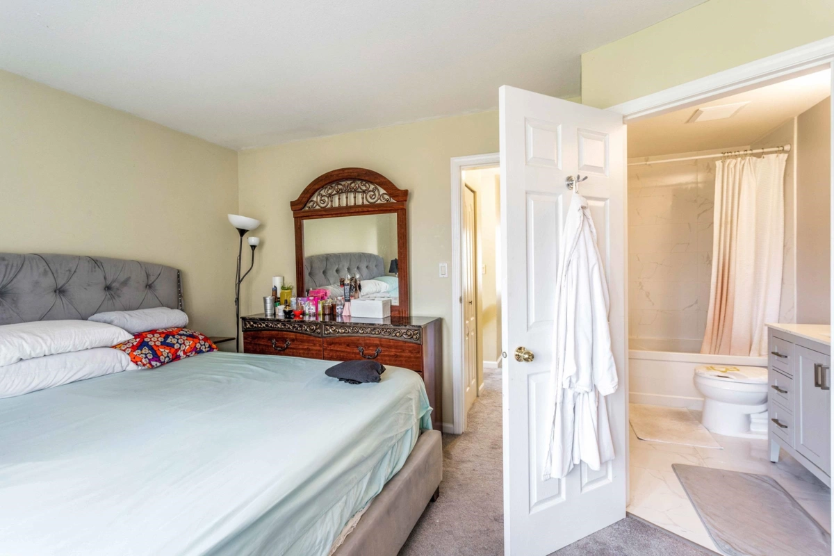 Powder Room Photo of 83 22888 Windsor Court, Richmond, BC