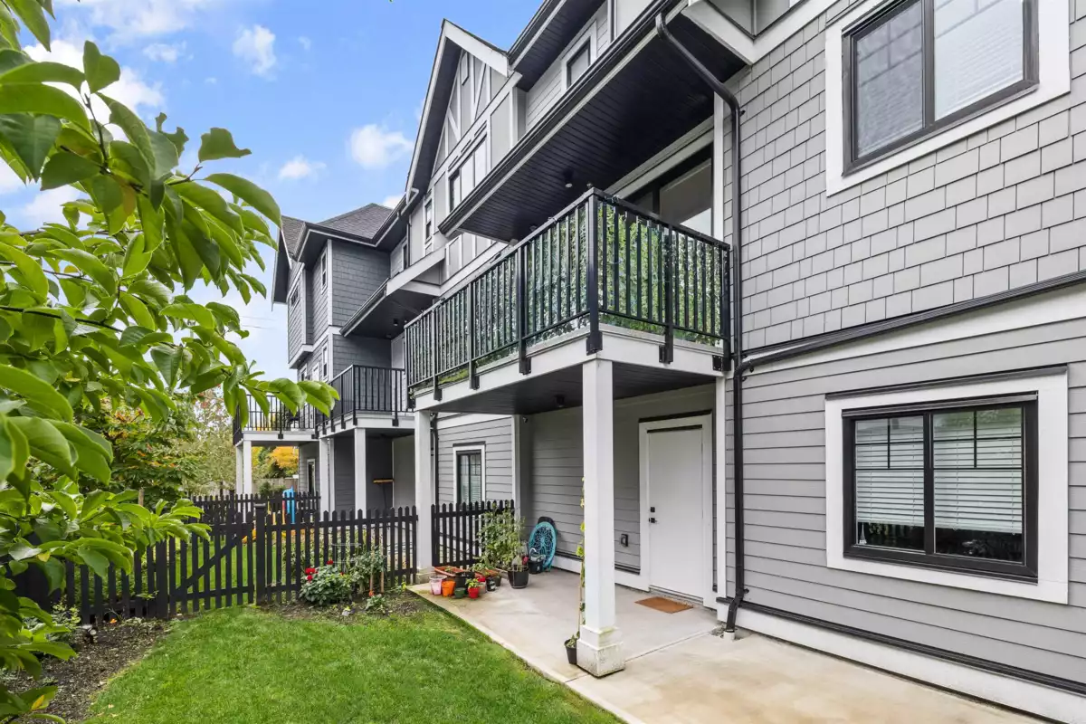 Bedroom 2 Photo of 34 12018 237 Street, Maple Ridge, BC