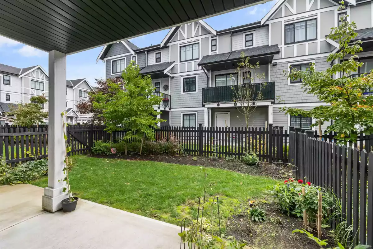 Bedroom 4 Photo of 34 12018 237 Street, Maple Ridge, BC