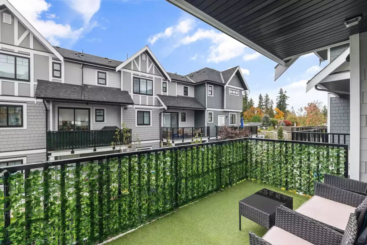 Kitchen Photo of 34 12018 237 Street, Maple Ridge, BC