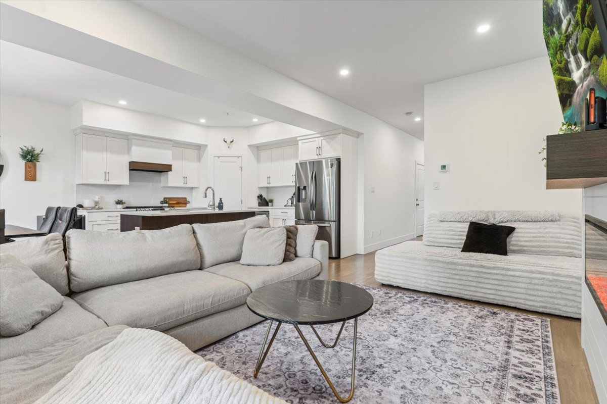 Pantry Photo of 22 47203 Vista Place, Chilliwack, BC