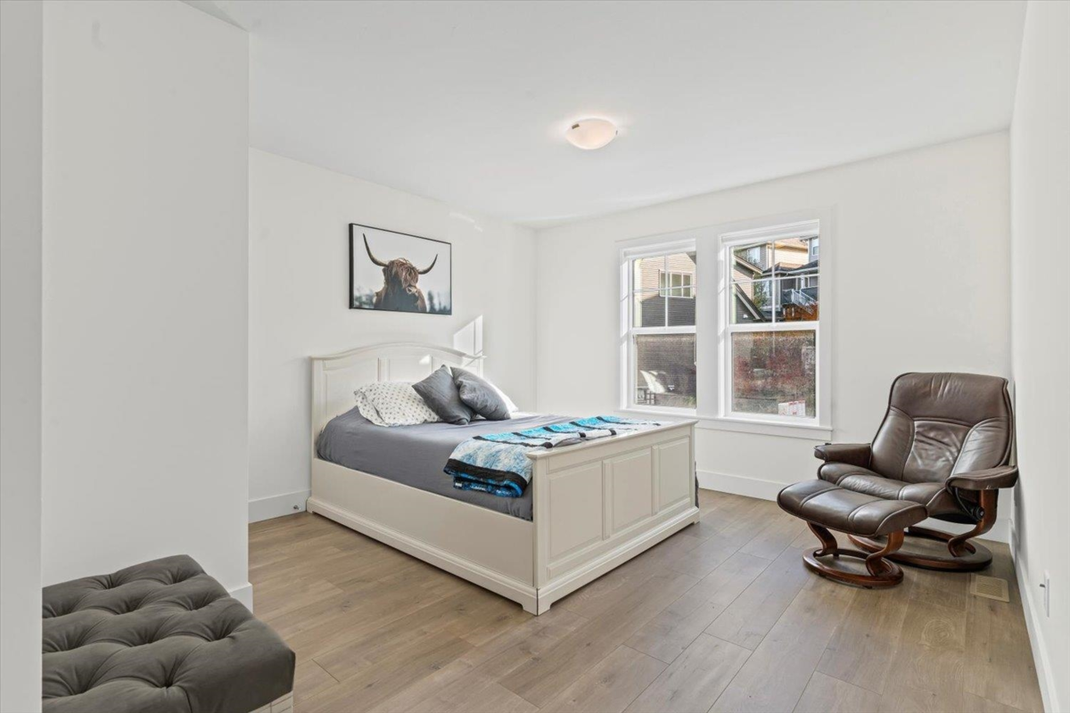 Staircase Photo of 22 47203 Vista Place, Chilliwack, BC