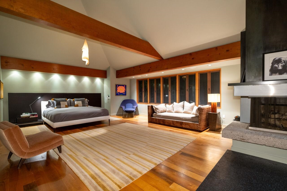 Bedroom 4 Photo of 4036 Marine Drive, West Vancouver, BC