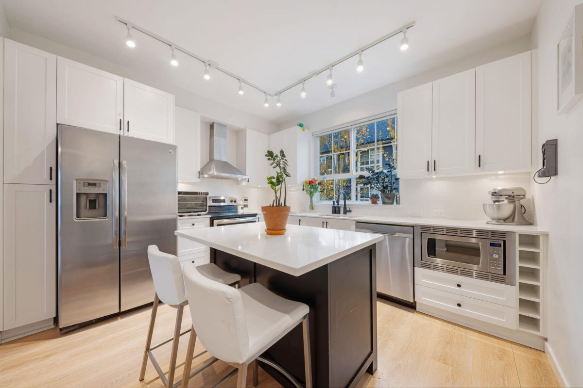 Family Room Photo of 79 8438 207a Street, Langley, BC