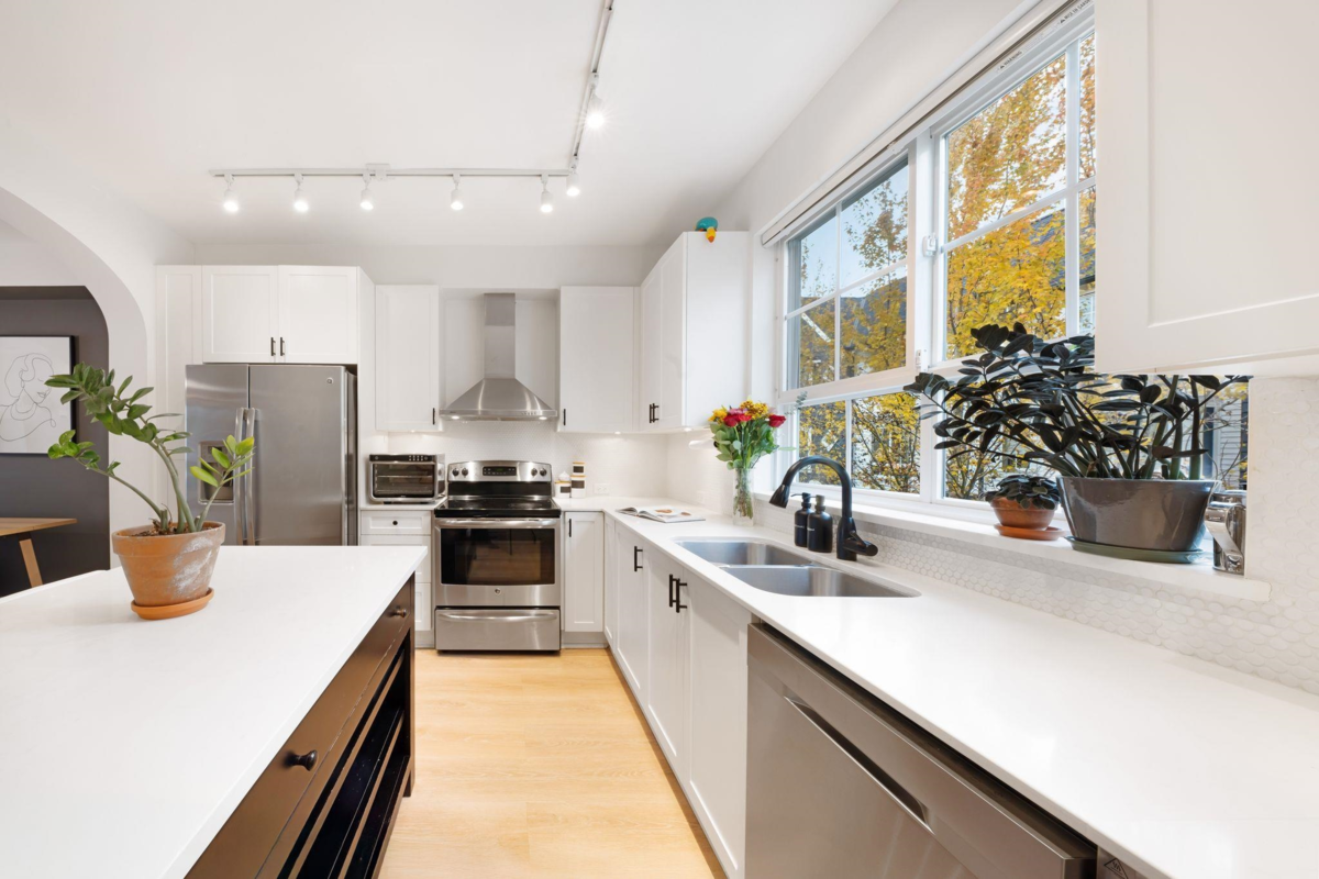 Kitchen Photo of 79 8438 207a Street, Langley, BC