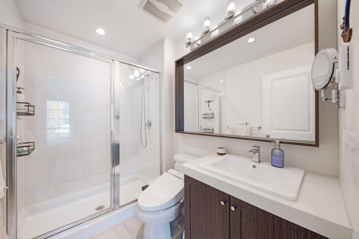 Laundry Room Photo of 79 8438 207a Street, Langley, BC