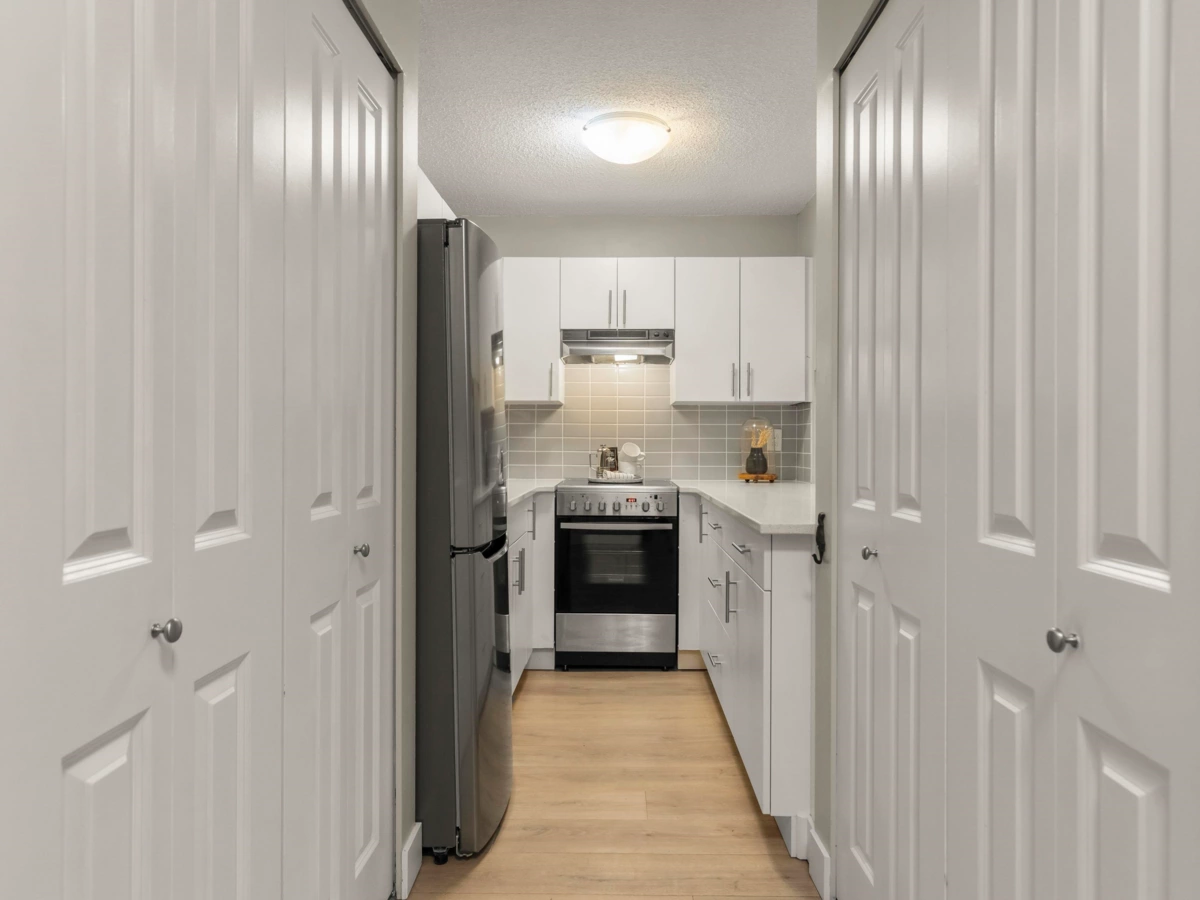 Powder Room Photo of 216 1990 W 6th Avenue, Vancouver, BC