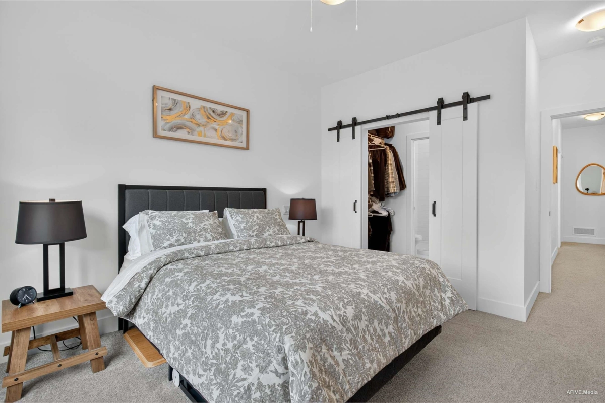 Entry Foyer Photo of 17 8200 Foxfern Road, Chilliwack, BC