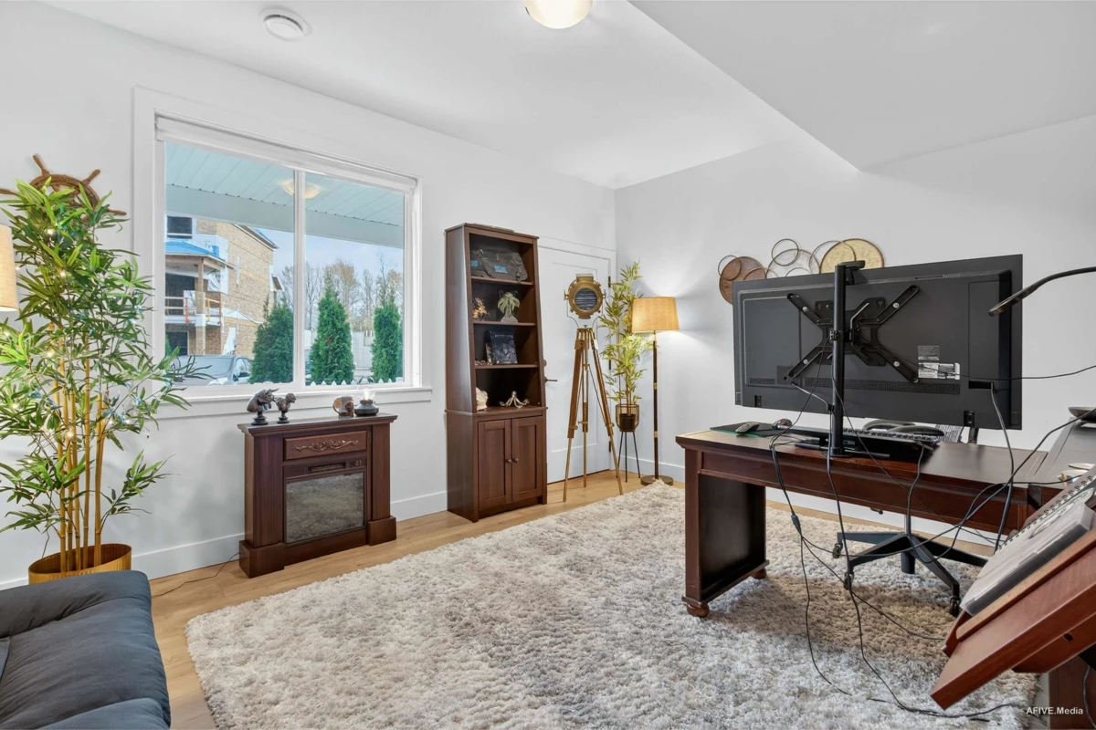 Garage Interior Photo of 17 8200 Foxfern Road, Chilliwack, BC