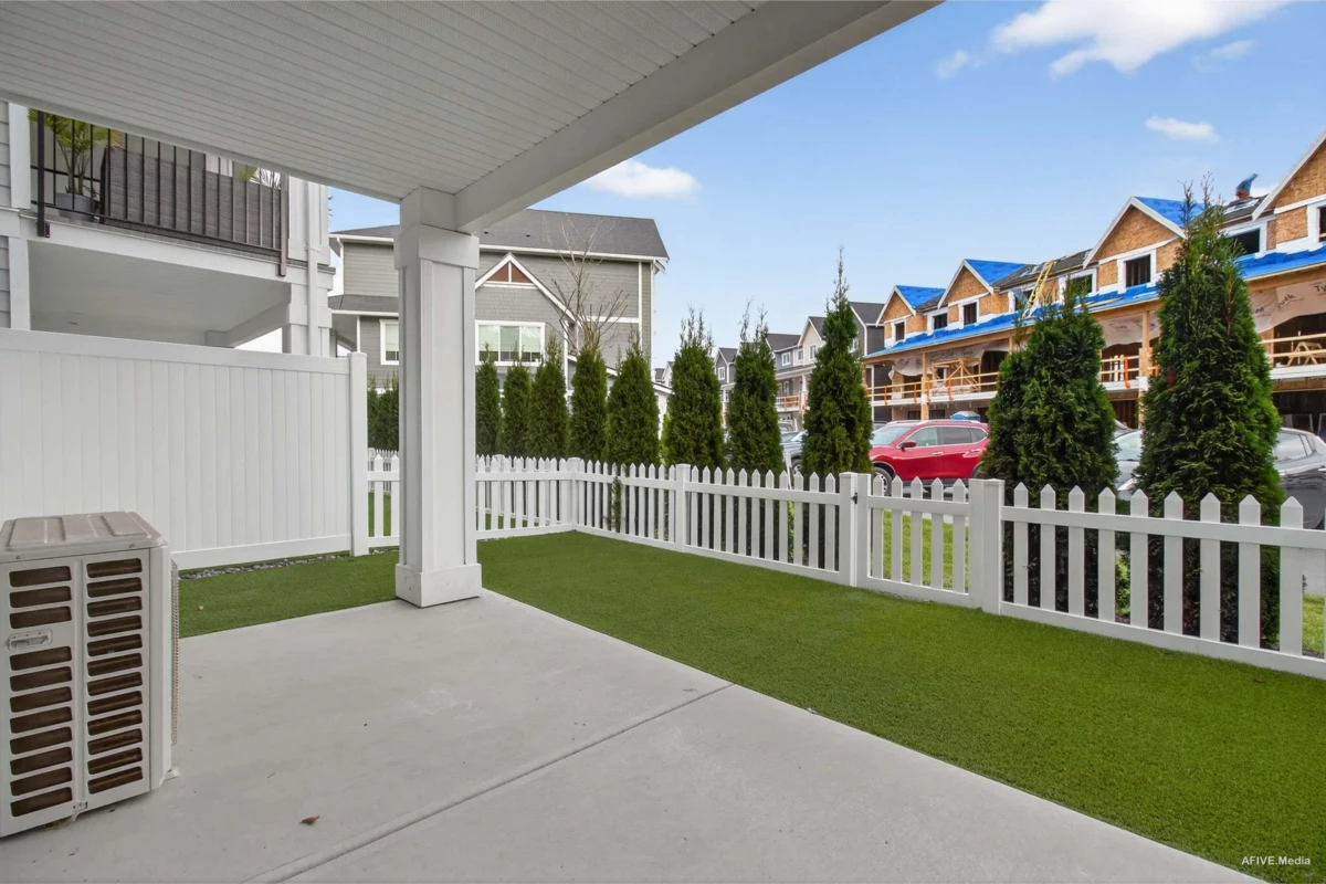 Outdoor Deck Photo of 17 8200 Foxfern Road, Chilliwack, BC