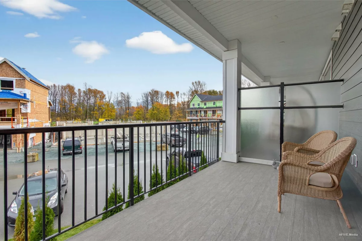 Powder Room Photo of 17 8200 Foxfern Road, Chilliwack, BC