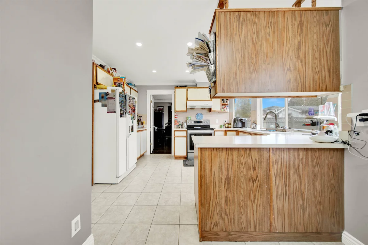 Primary Bathroom Photo of 7478 123 Street, Surrey, BC