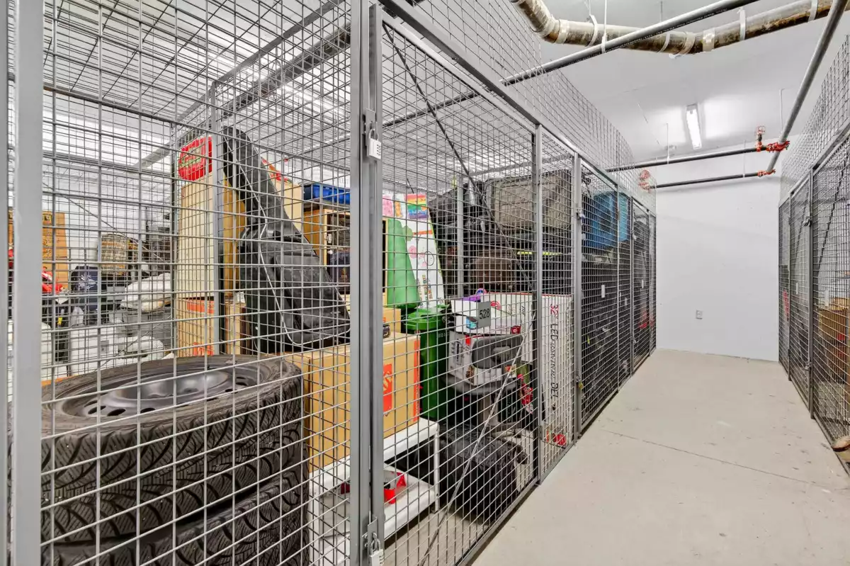 Entry Foyer Photo of 1804 308 Morrissey Road, Port Moody, BC