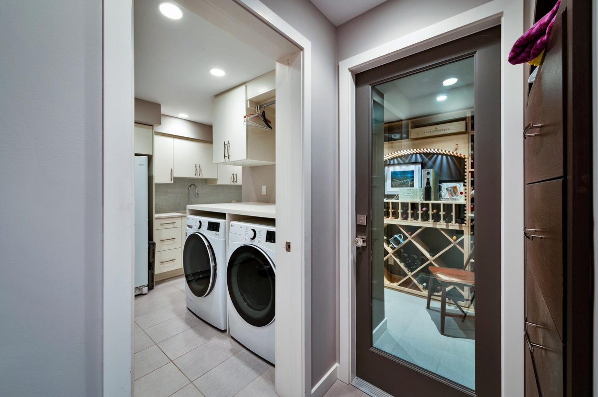 Swimming Pool Photo of 3669 Edgemont Boulevard, North Vancouver, BC