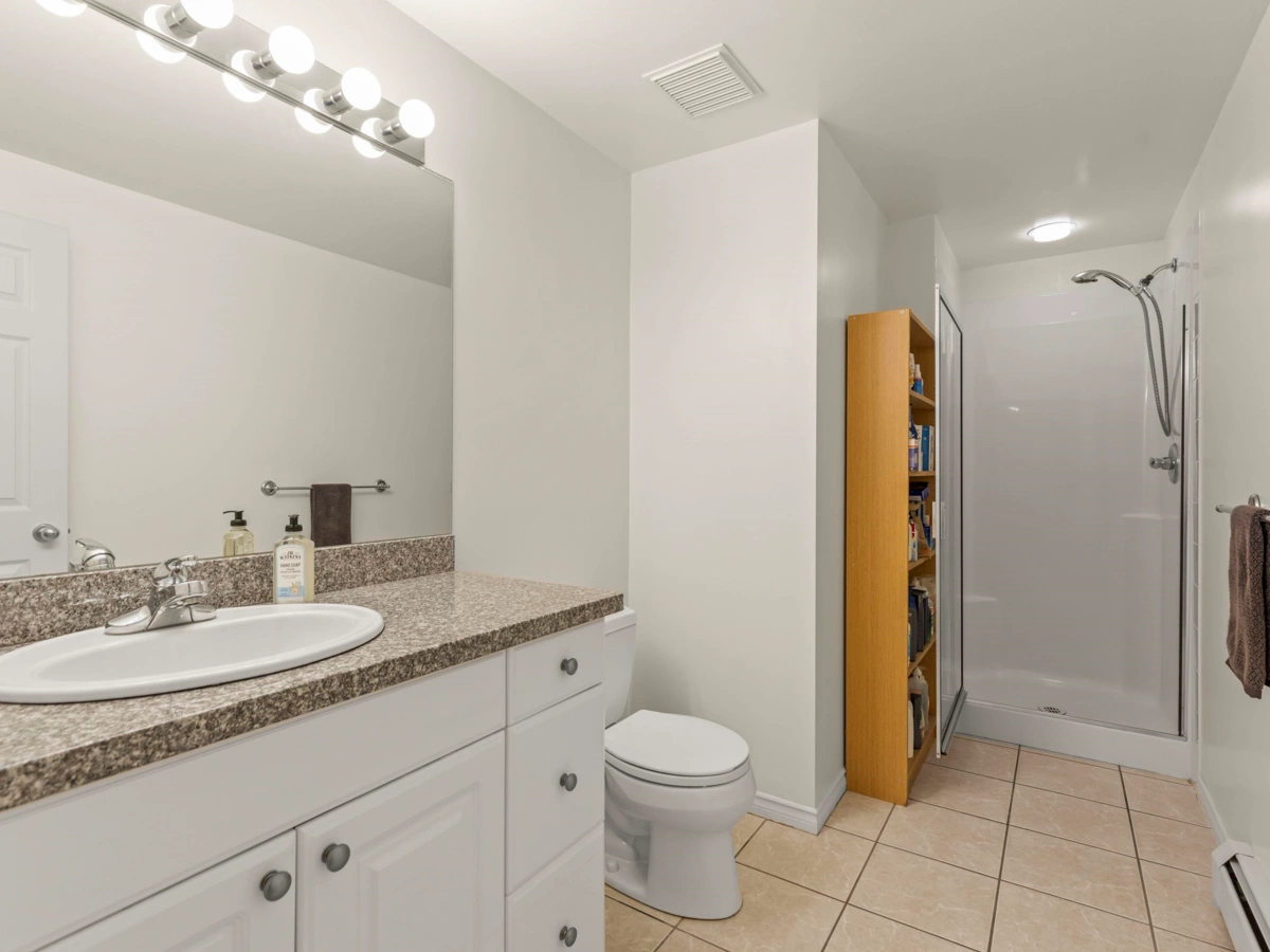 Front Yard Photo of 1270 W 46th Avenue, Vancouver, BC