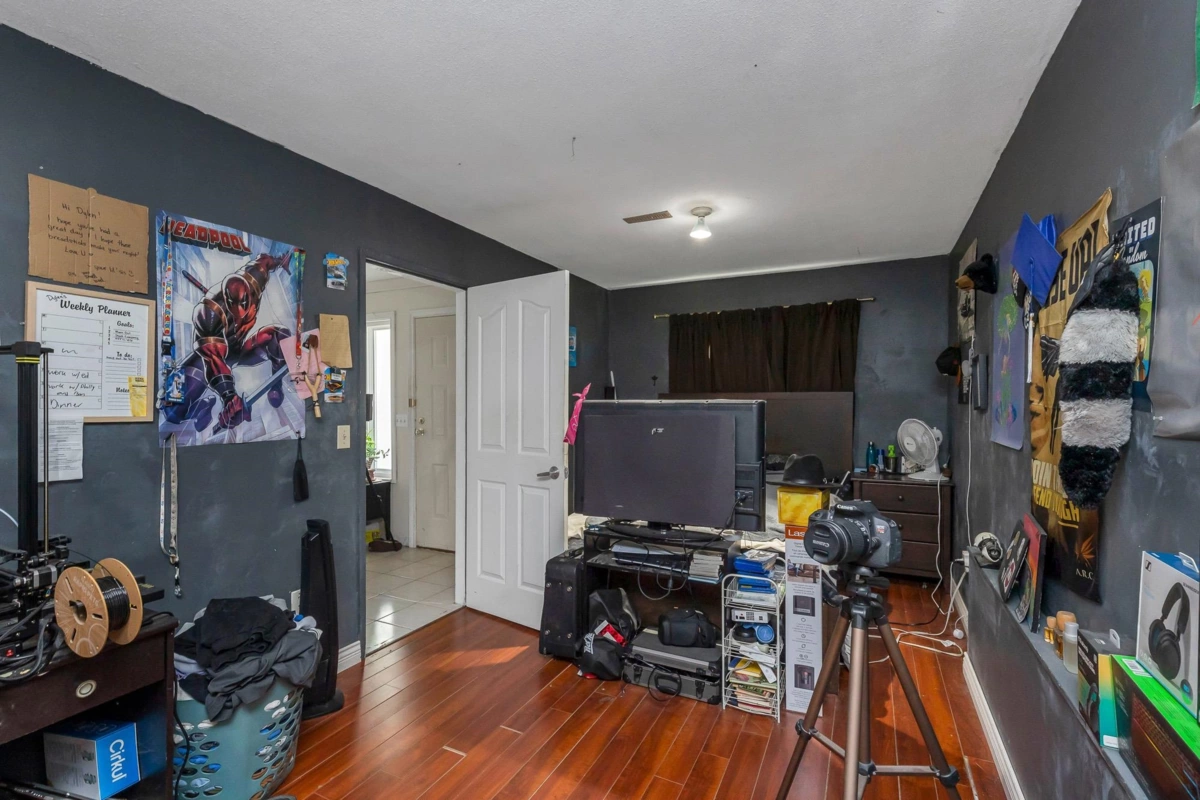 Garage Interior Photo of 3088 W Osprey Drive, Abbotsford, BC
