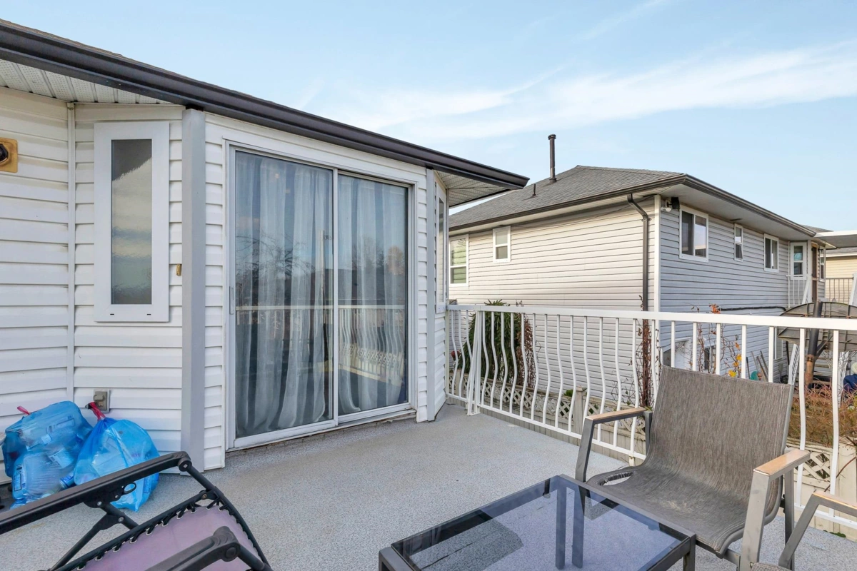 Guest Bathroom Photo of 3088 W Osprey Drive, Abbotsford, BC