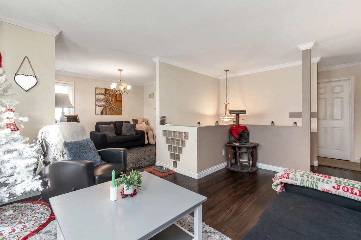 Kitchen Photo of 3088 W Osprey Drive, Abbotsford, BC