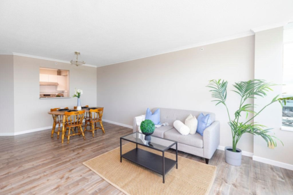 1402 6622 Southoaks Crescent, Burnaby, BC, Burnaby — Apartment/Condo for sale