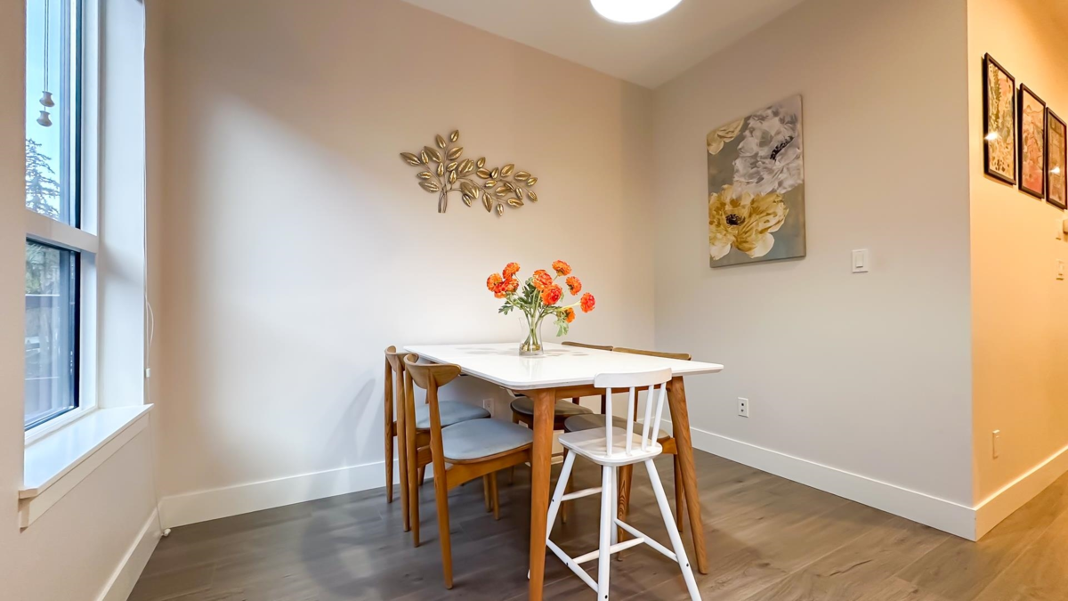 Kitchen Island Photo of 50 15688 28 Avenue, Surrey, BC