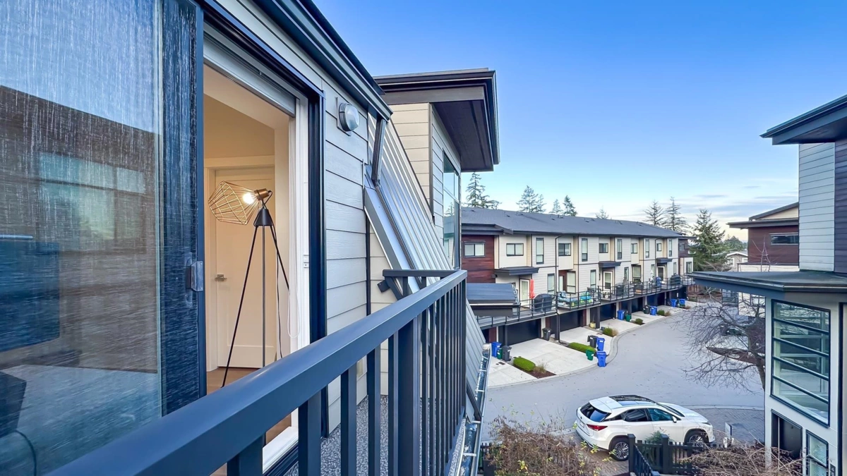 Outdoor Deck Photo of 50 15688 28 Avenue, Surrey, BC