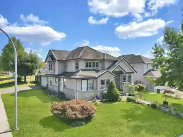 9086 137a Street, Surrey, BC, Surrey — Single Family Residence for sale