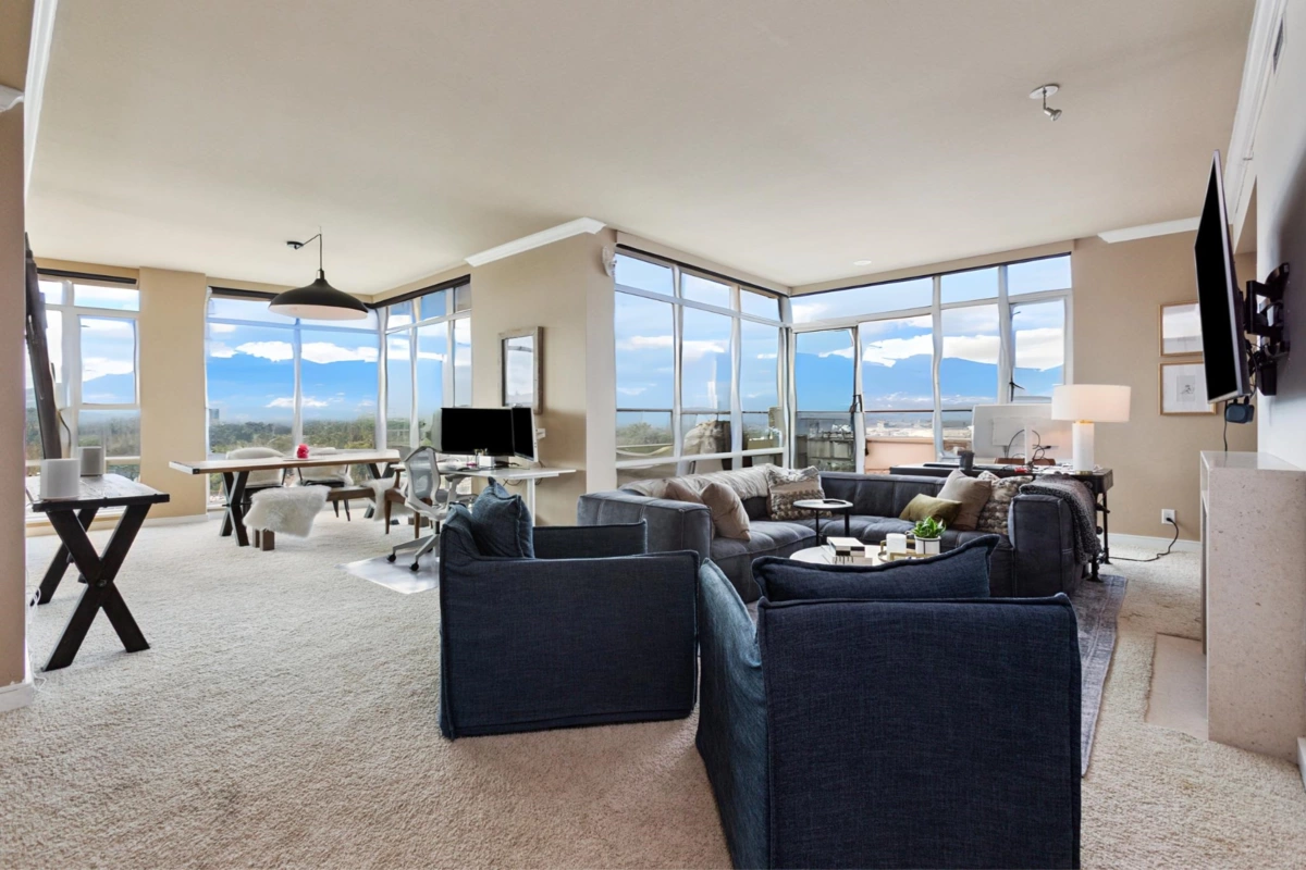 Kitchen Photo of PH2501 1616 Bayshore Drive, Vancouver, BC