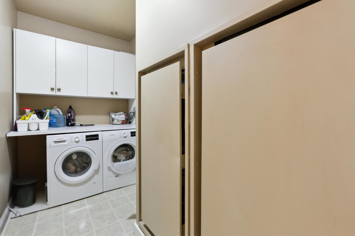 Mudroom Photo of PH2501 1616 Bayshore Drive, Vancouver, BC