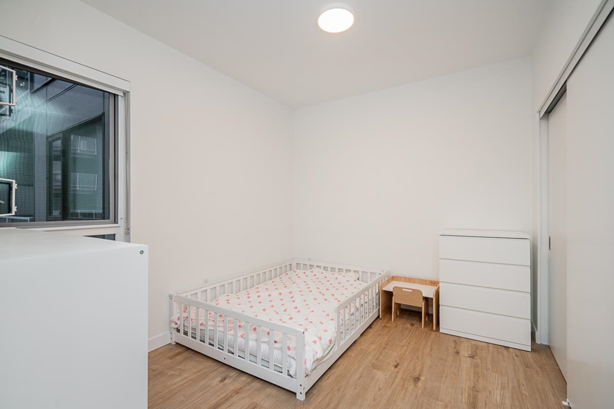 Bedroom 4 Photo of 422 3596 Malsum Drive, North Vancouver, BC