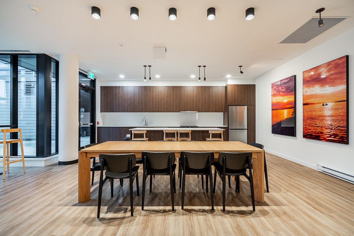 Outdoor Deck Photo of 422 3596 Malsum Drive, North Vancouver, BC