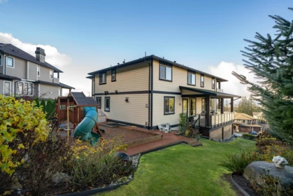 11000 Carmichael Street, Maple Ridge, BC
