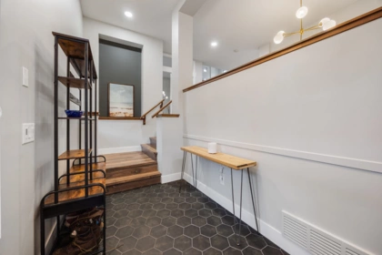 24440 Mcclure Drive, Maple Ridge, BC
