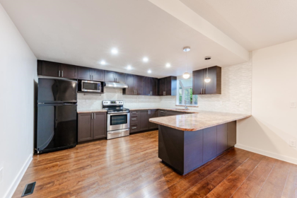 8008 Ash Street, Richmond, BC