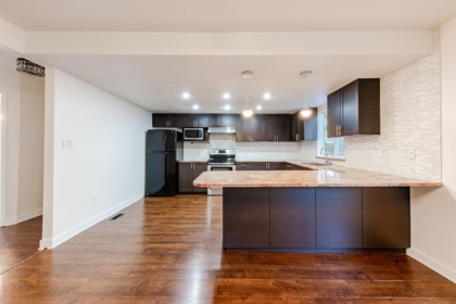 Kitchen Photo of 8008 Ash Street, Richmond, BC