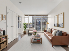 608 38 W 1st Avenue, Vancouver, BC