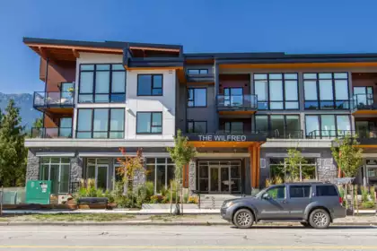 202 1870 Dowad Drive, Squamish, BC, Squamish — Apartment/Condo for sale