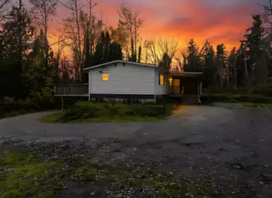 28140 56 Avenue, Abbotsford, BC, Bradner — 3 bed single family residence for sale