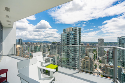 Entry Foyer Photo of 3508 1289 Hornby Street, Vancouver, BC