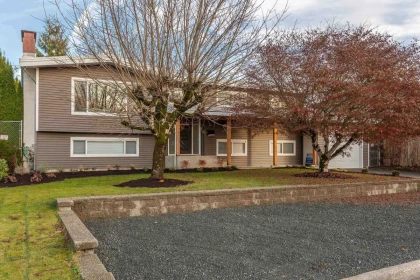Family Room Photo of 9966 Merritt Drive, Chilliwack, BC