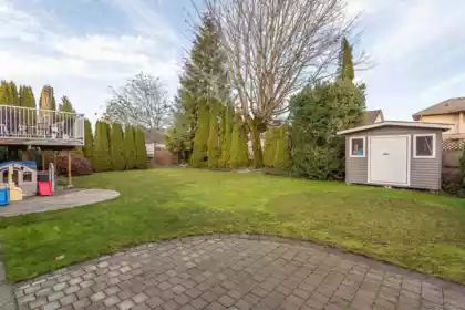 Neighborhood Park Photo Near 9966 Merritt Drive, Chilliwack, BC