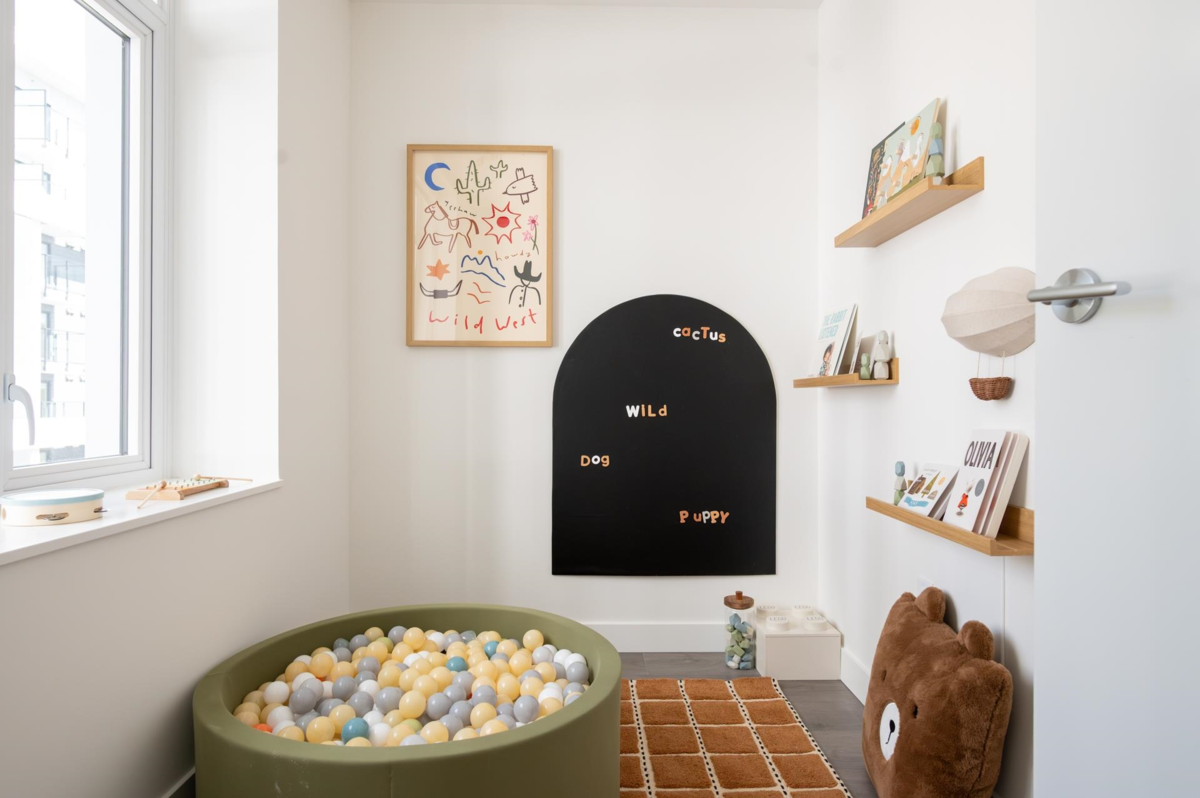 Primary Bedroom Photo of 6499 Cassie Avenue, Burnaby, BC