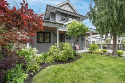 219 65b Street, Delta, BC, Tsawwassen East — 5 bed single family residence for sale