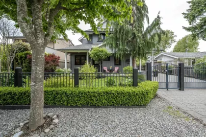 Garden / Landscaping Photo of 219 65b Street, Delta, BC
