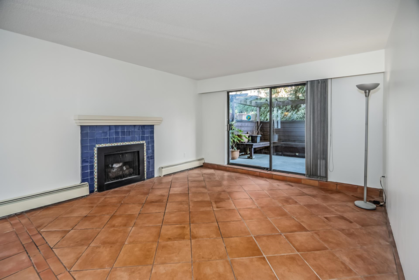 101 341 W 3rd Street, North Vancouver, BC, North Vancouver — Apartment/Condo for sale