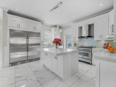 6739 Humphries Avenue, Burnaby, BC