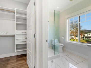 Hallway Photo of 6739 Humphries Avenue, Burnaby, BC
