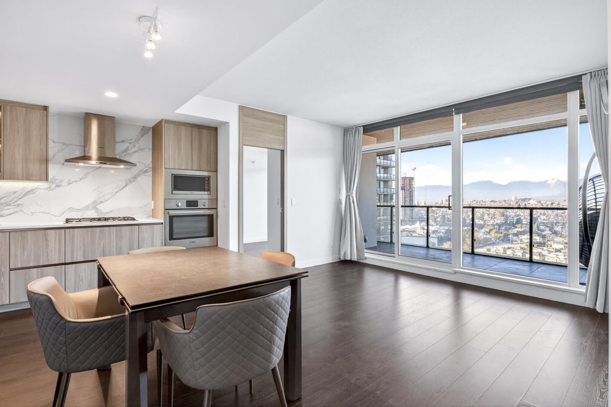 Kitchen Island Photo of 2603 4880 Lougheed Highway, Burnaby, BC